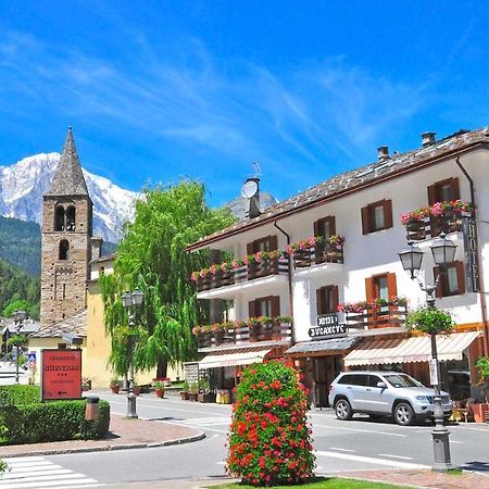 Hotel Bucaneve Pre-Saint-Didier Exterior photo